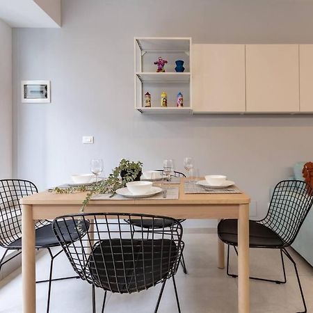 Champagne Loft Apartment มิลาน ภายนอก รูปภาพ