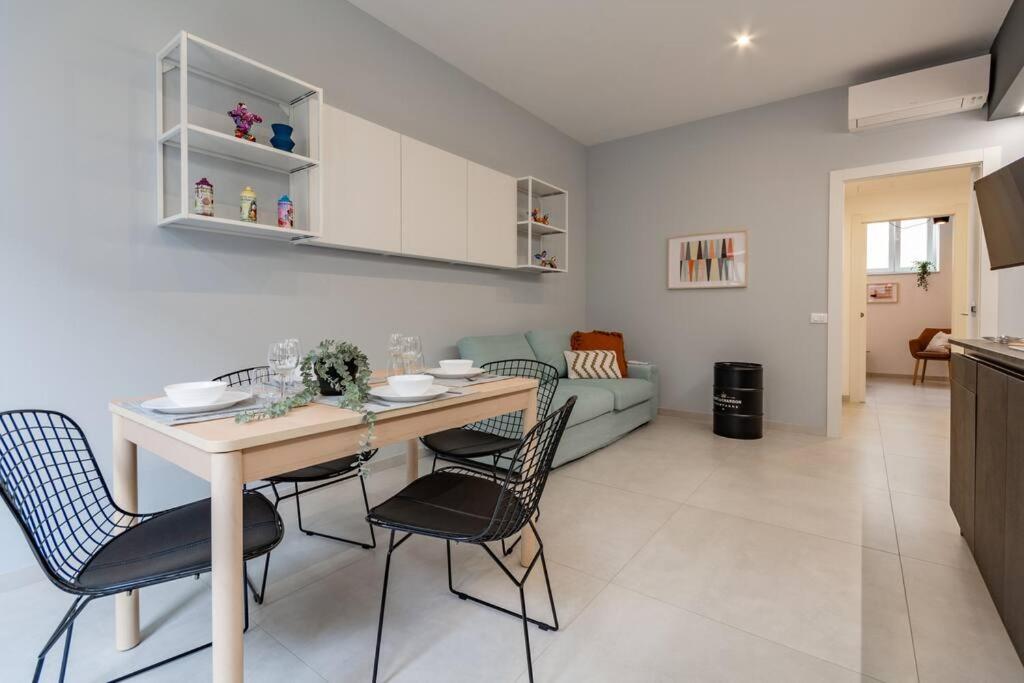 Champagne Loft Apartment มิลาน ภายนอก รูปภาพ