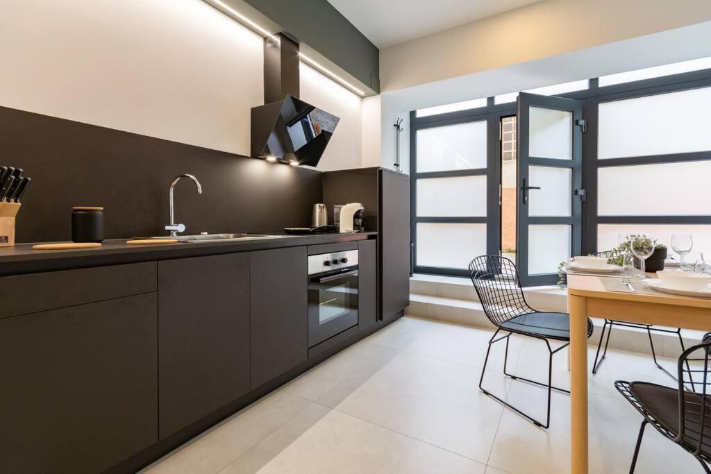 Champagne Loft Apartment มิลาน ภายนอก รูปภาพ