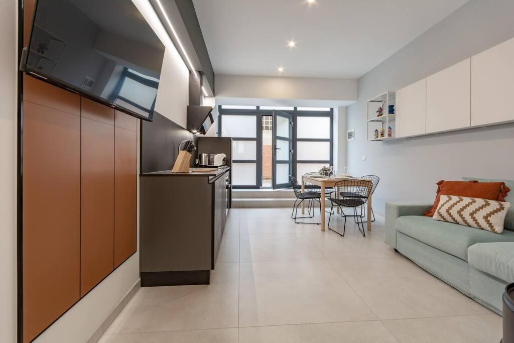 Champagne Loft Apartment มิลาน ภายนอก รูปภาพ