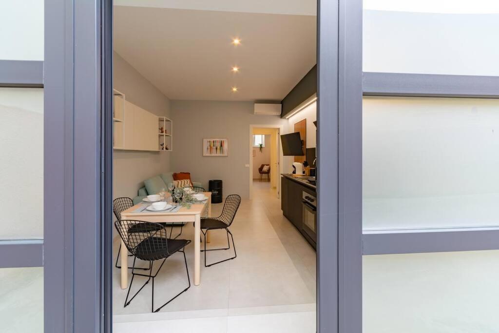 Champagne Loft Apartment มิลาน ภายนอก รูปภาพ