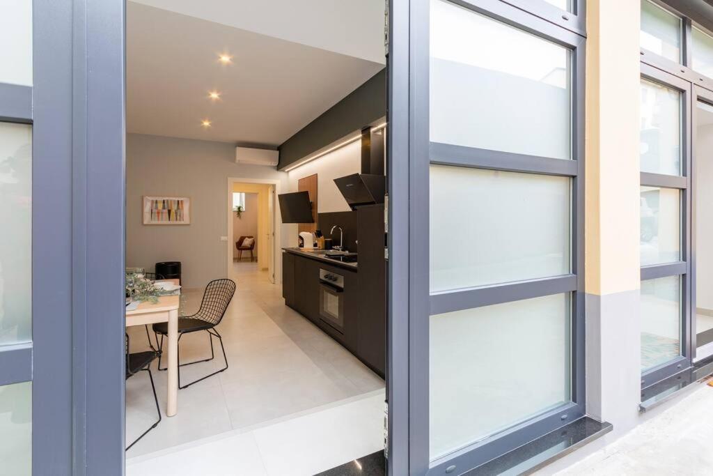 Champagne Loft Apartment มิลาน ภายนอก รูปภาพ